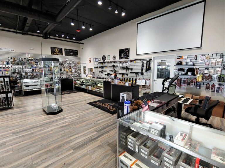 Copy of Interior Store 3 768x576